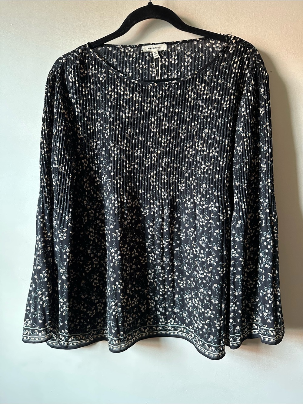 Max Studio Smocked Ditsy Floral Flowy Blouse Boho